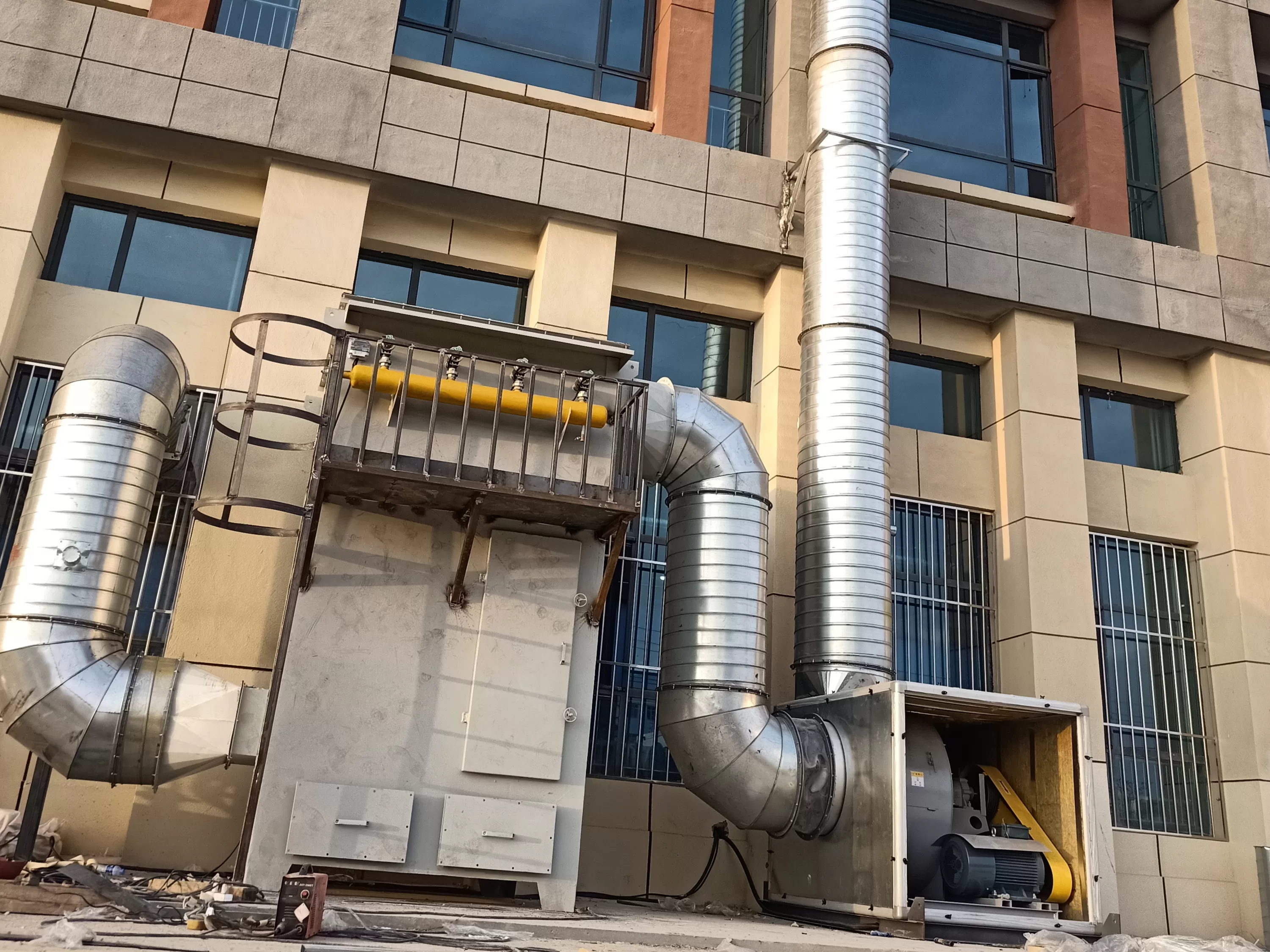 What is a Pulse Dust Collector?